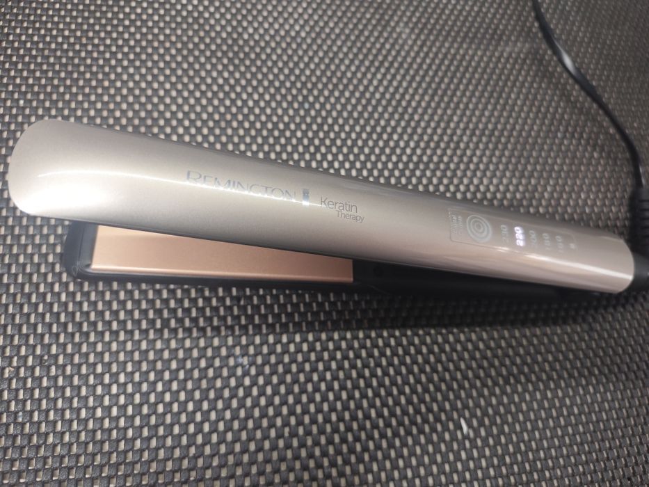 Prostownica Remington Keratin therapy