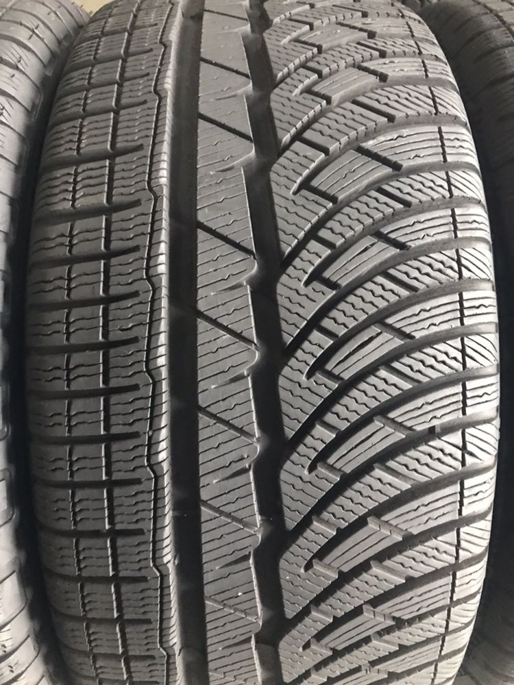 245/40/18 R18 Michelin Pilot Alpin PA4 4шт зима