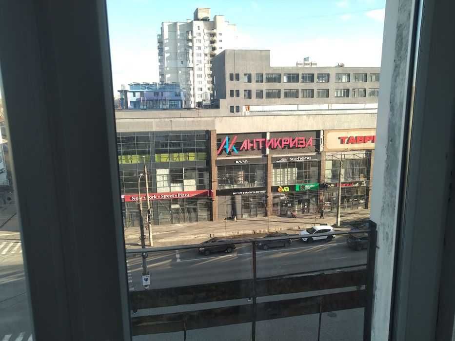 ЦЕНТРОВІШОЇ квартири НЕБУВАЄ 4 К, Центр ( Навпроти ТЦ Квартал)