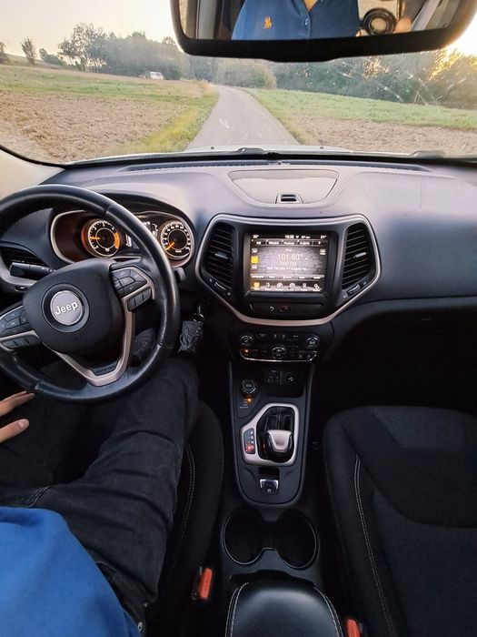Jeep Cherokee 2.0