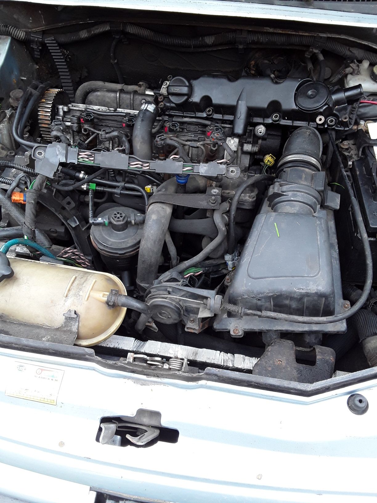 Peugeot Partner 2001 diesel -  pełna wersja (uszkodzony)