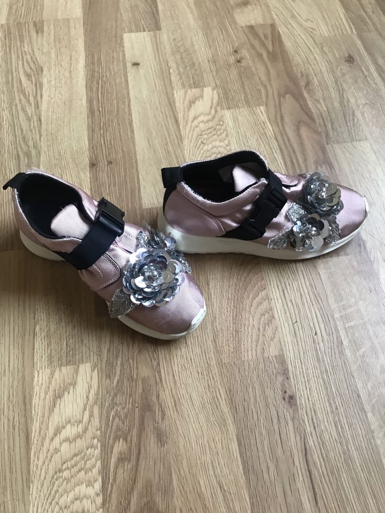 Кросівки від Kurt Geiger London 36 розмір