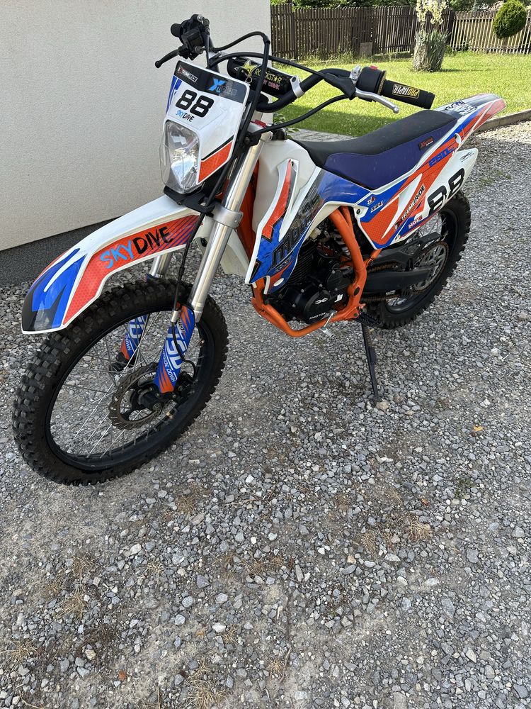 Xmotos 250 w bardzo dobrym stanie mało uzywany