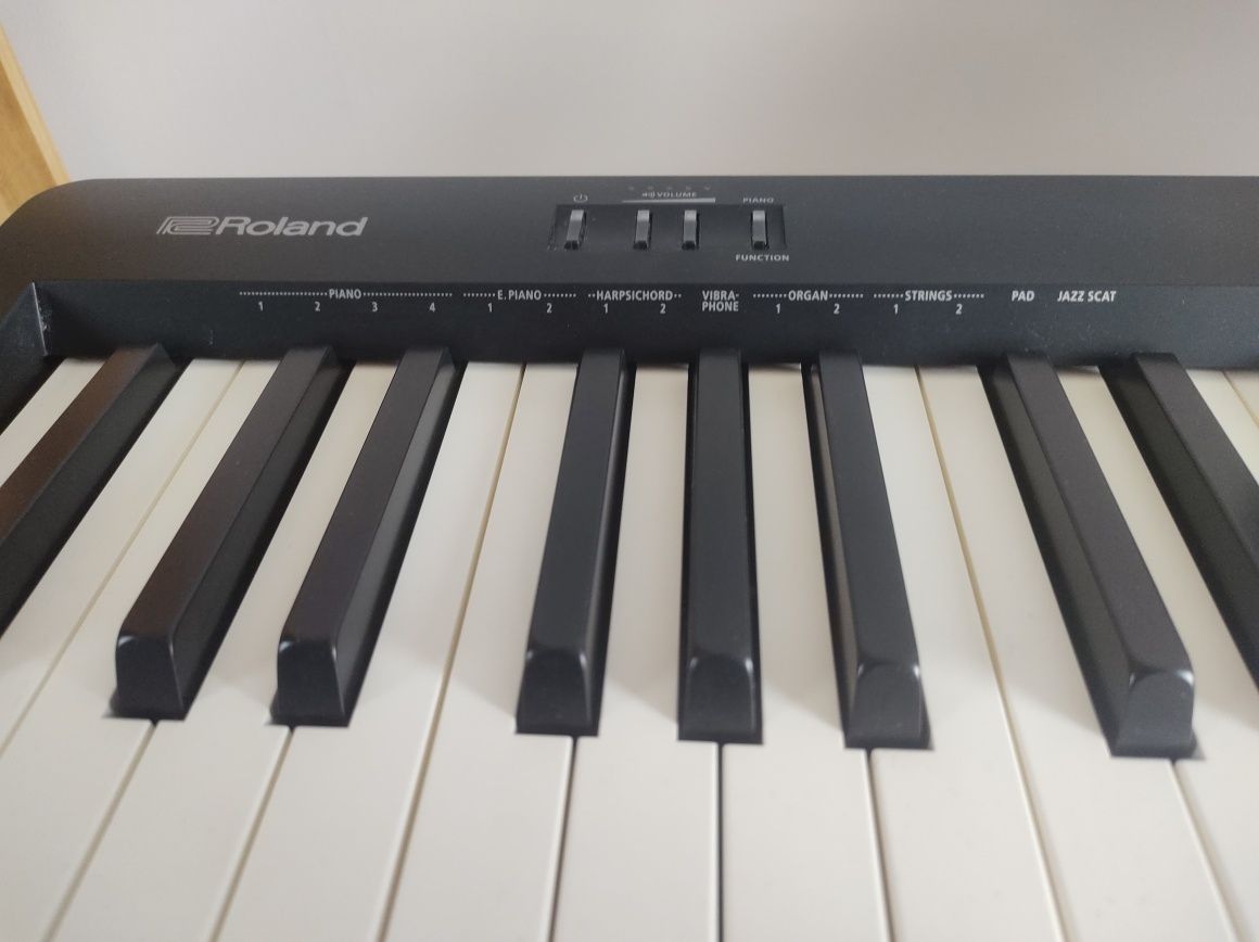 Pianino Keyboard Roland FP10
