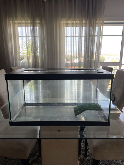 Aquário 65 litros