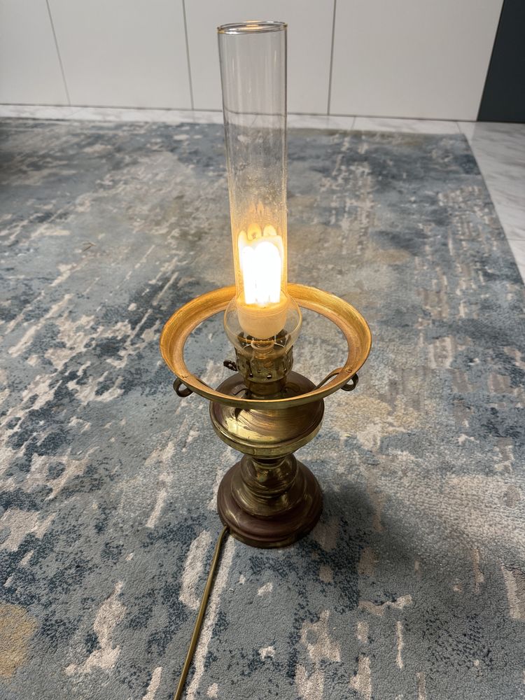 Candeeiro de mesa