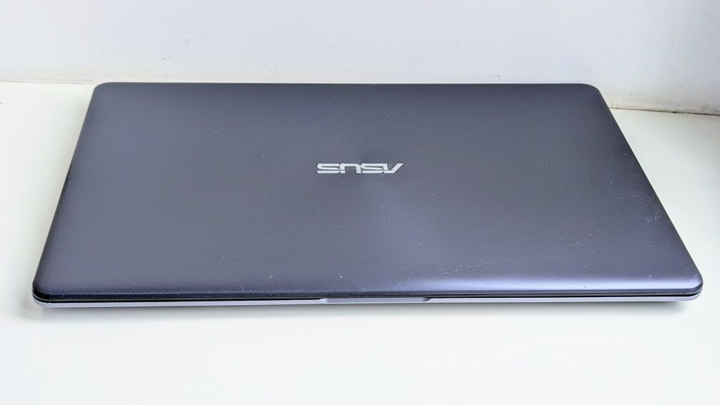 Тонкий ноутбук Asus Zenbook F510U Intel Core i5 8gen 8-32, 128-512 SSD
