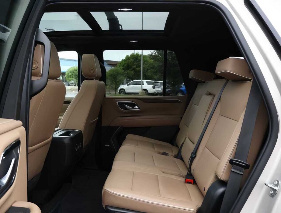 Chevrolet Tahoe      2022
