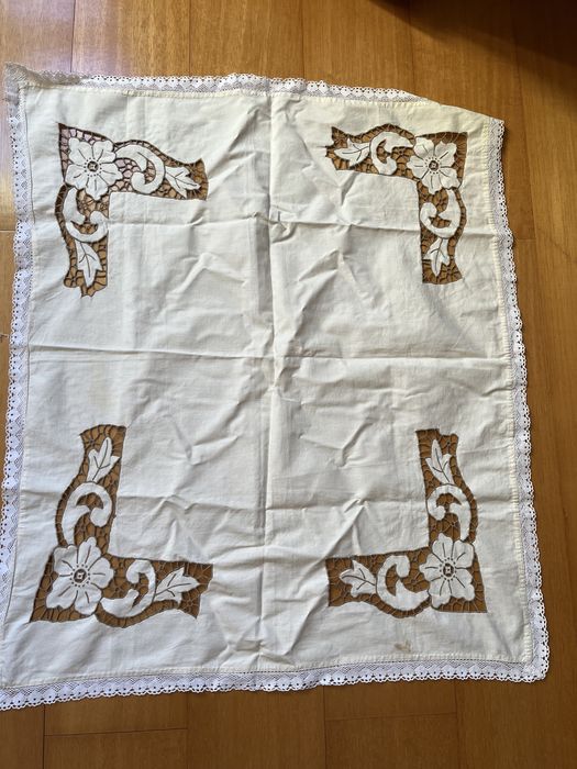 Bordado madeira medidas 80 por 60