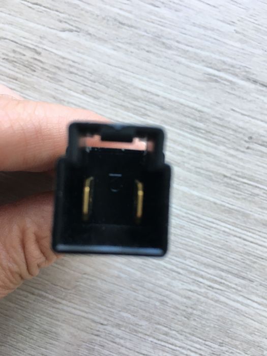 Жабка, кінцевик включення стоп сигналу на Nissan Qashqai j10