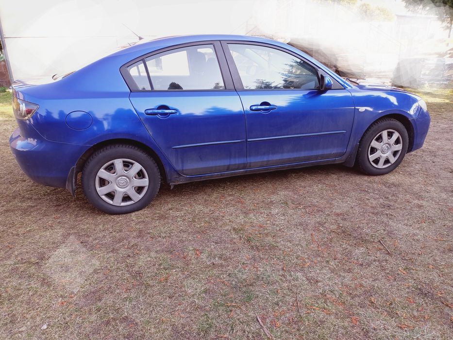 Sprzedam Mazda 3 sedan