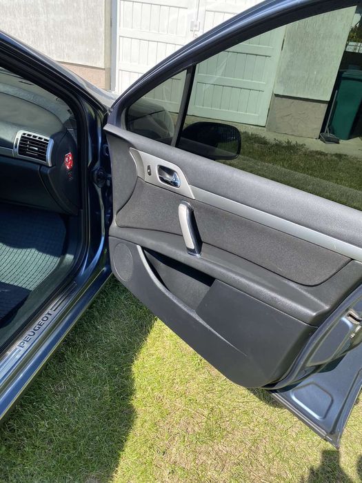 Пежо 407 SW Pegout 407 Sw дизель