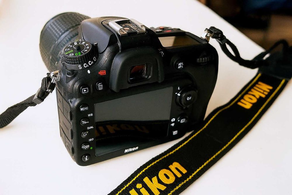 Nikon D7100 + 18-140mm + 64GB — Ідеальний стан!