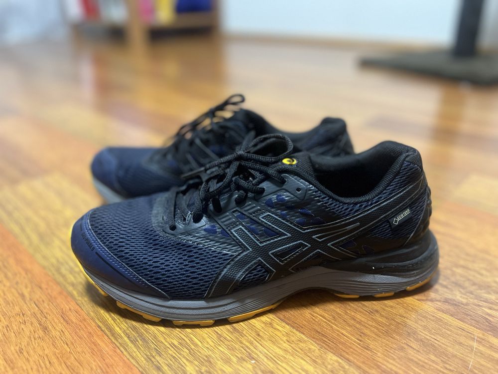 Кросівки Asics GEL-Pulse 9 чорні