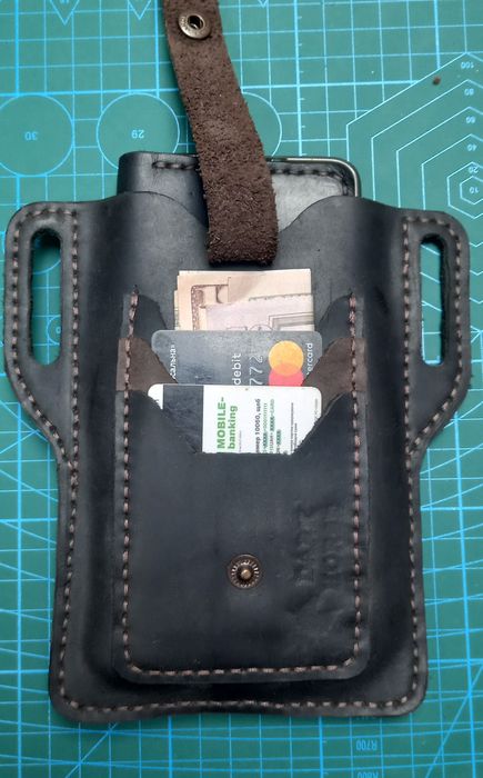 Сумка-чехол поясна шкіряна .
