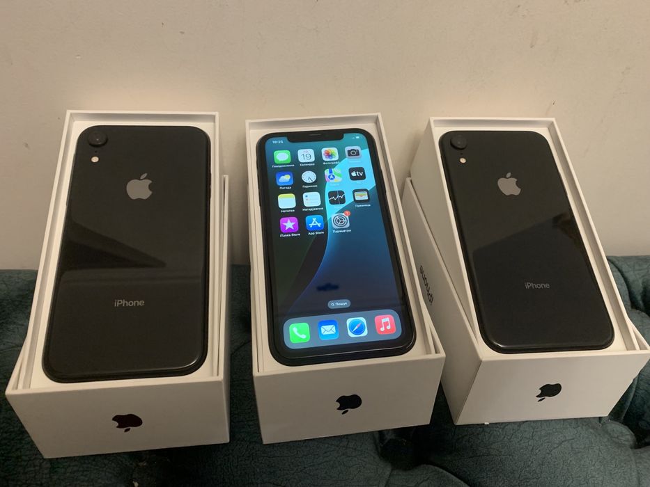 iPhone XR Black 128 GB