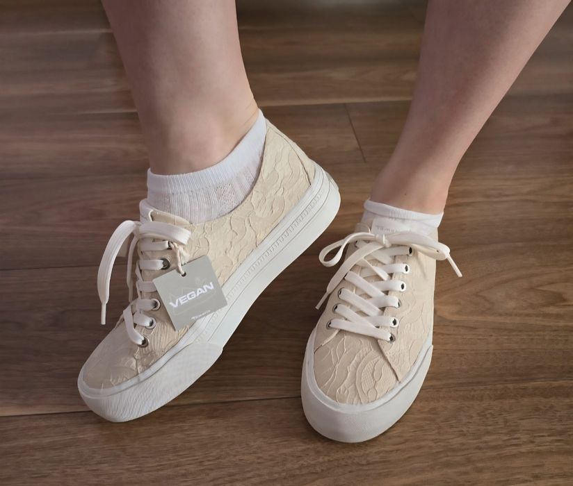 Tamaris trampki koronkowe VEGAN 39 nowe połyskujące