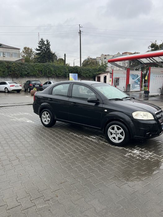 Chavrolet aveo t250 2008 года в хорошем состоянии не гнилая не ржавая