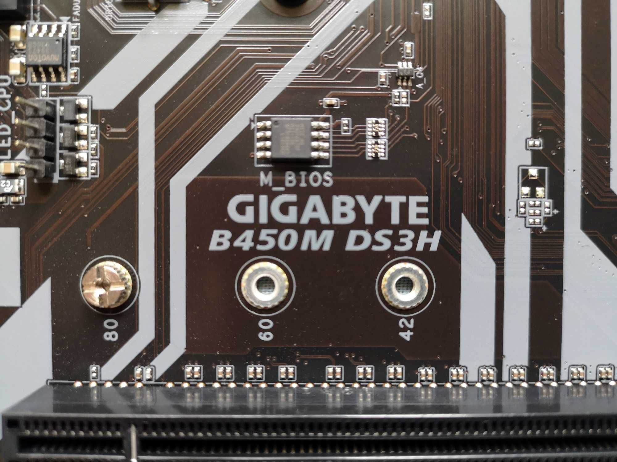 Материнська плата Socket AM4 Gigabyte B450M DS3H (rev.1.0)