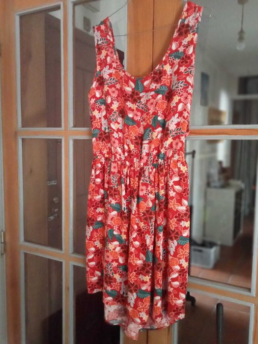 Vestido vermelho Mango