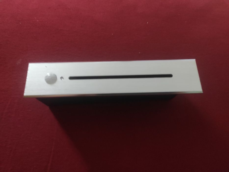 Lampy LED podświetlenie schodów