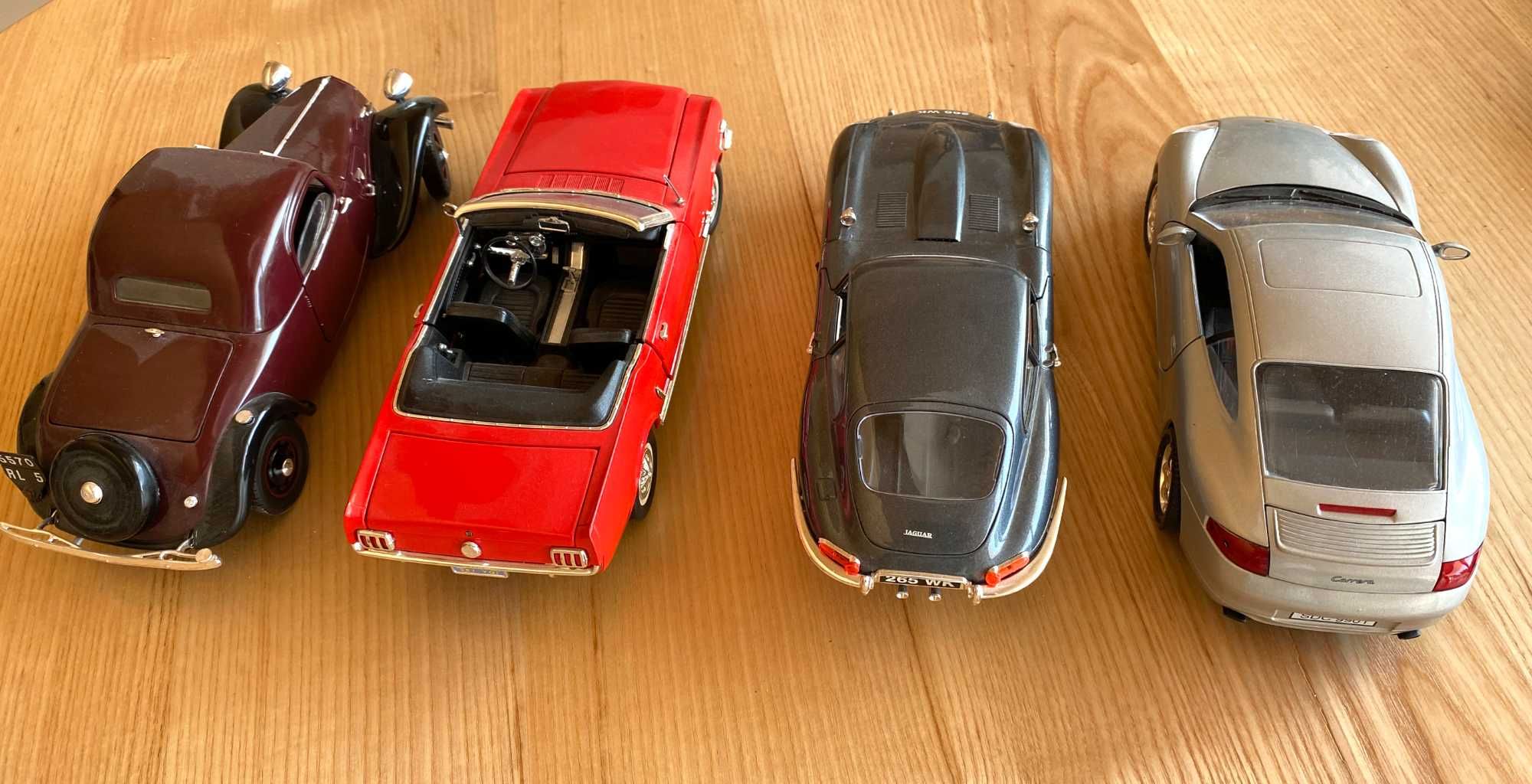 Carrinhos miniatura