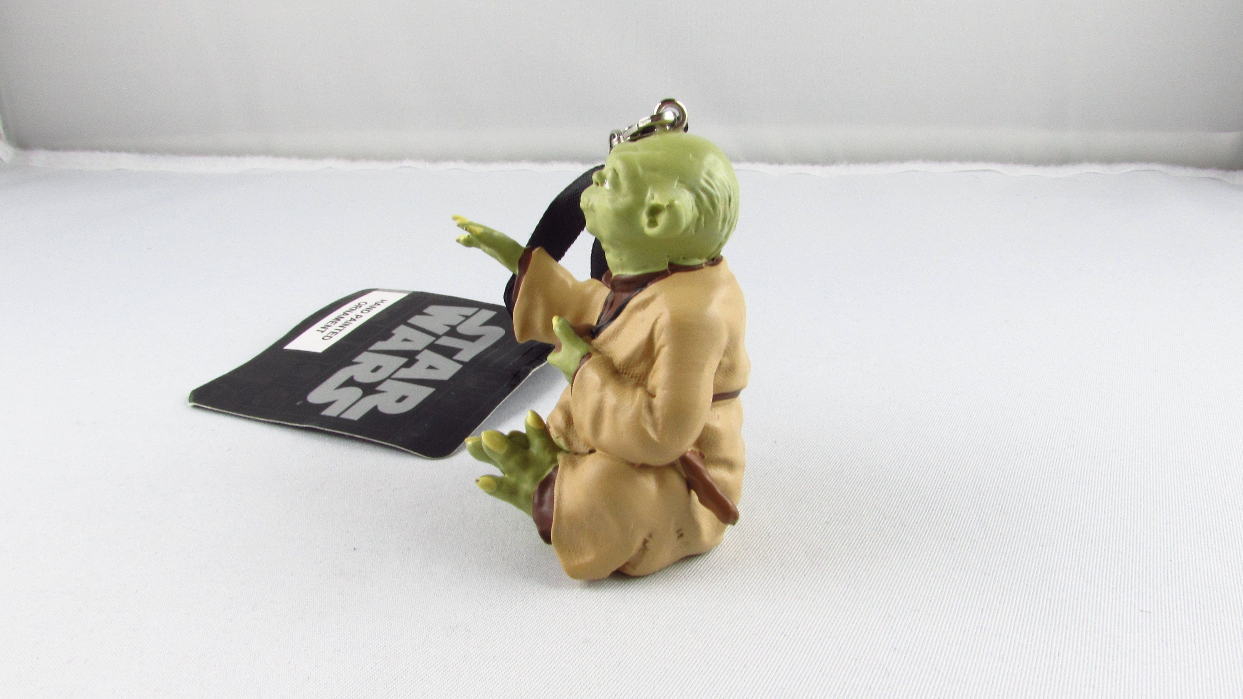 DISNEY Lucasfilm Star Wars Ręcznie malowana Yoda Figurka Zawieszka