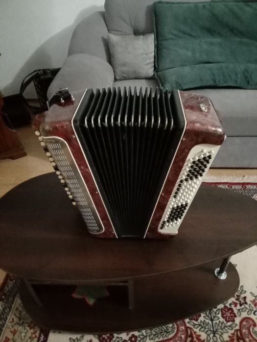 Баян "Мелодія" Кіровської фабрики