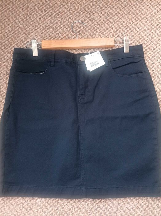 Nowa granatowa spódnica mini Tissaia Basics rozm. 40 Zakończenie roku