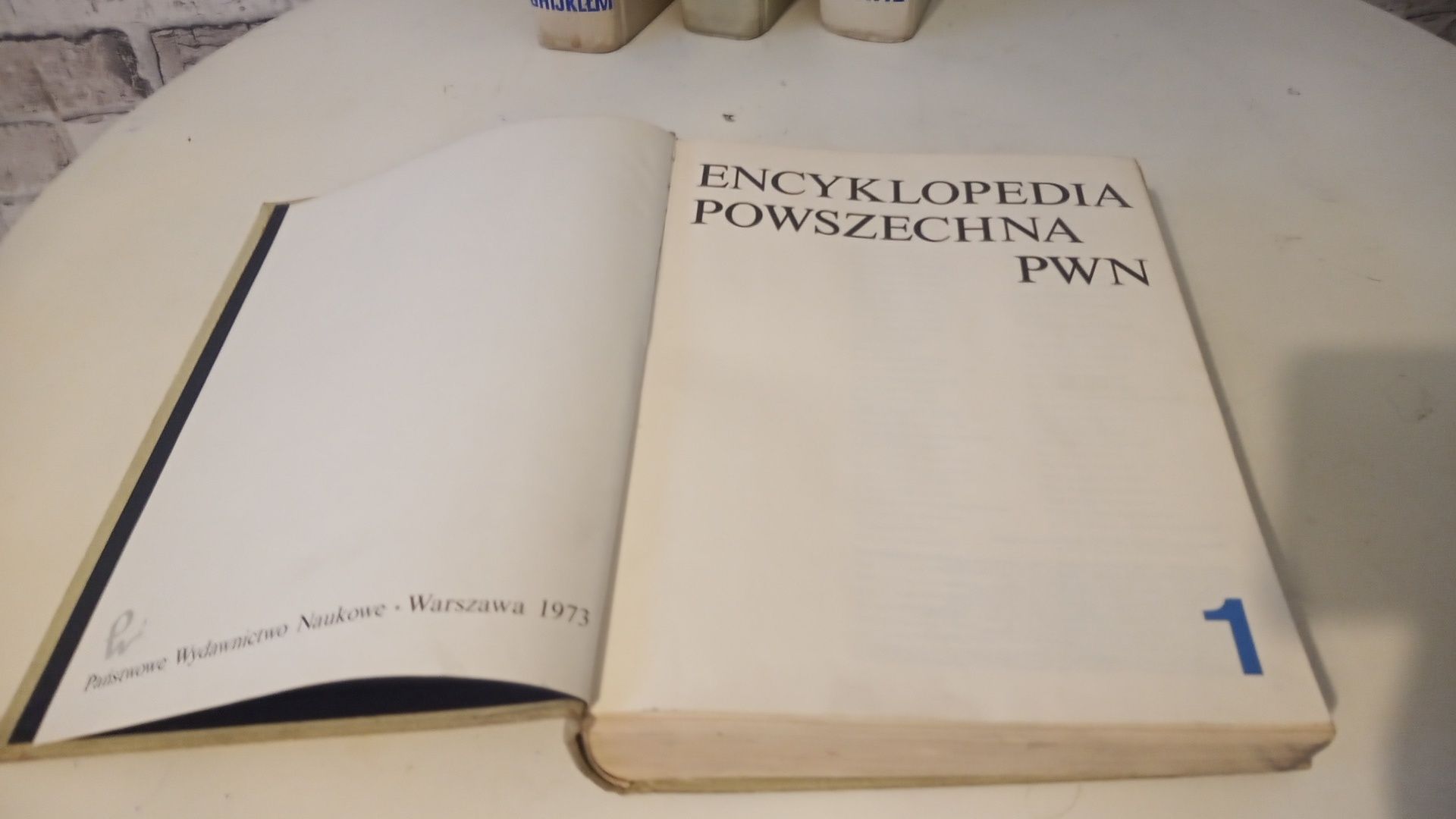 Encyklopedia PWN rok 1973. 4 tomy