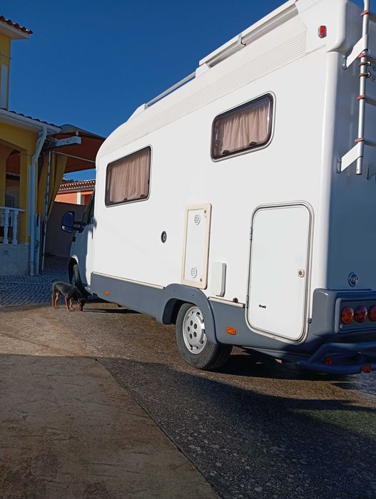 Auto Caravana Ducáto Motor  Ivéco sem beliscos 60.000 Quilômetros