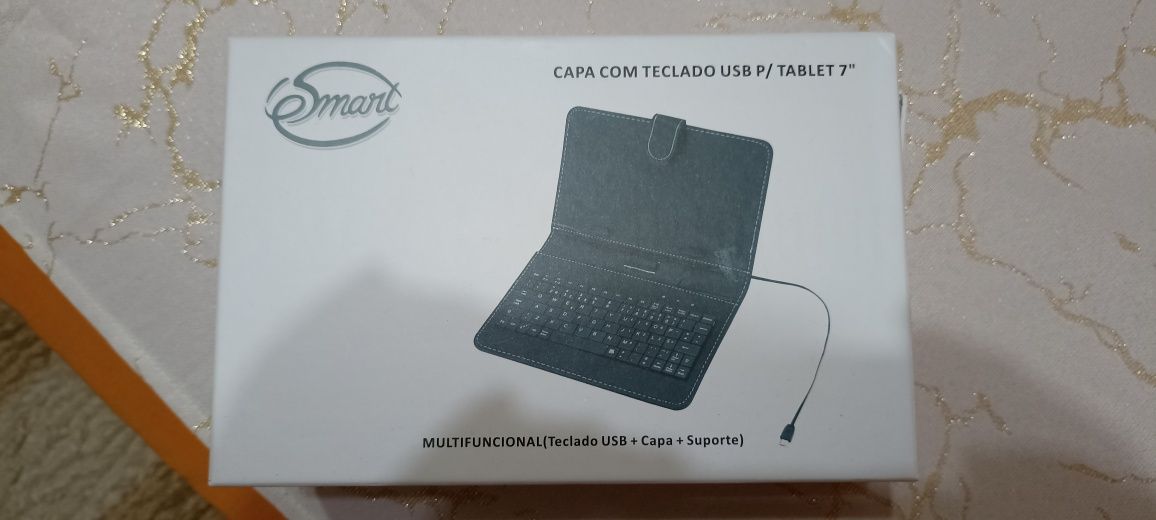 Tablet mais capa teclado novos em caixa
