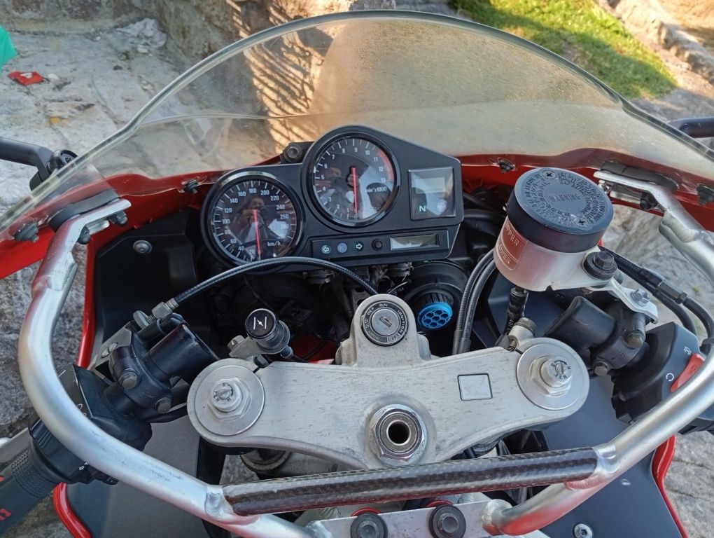 Honda CBR 900 rr