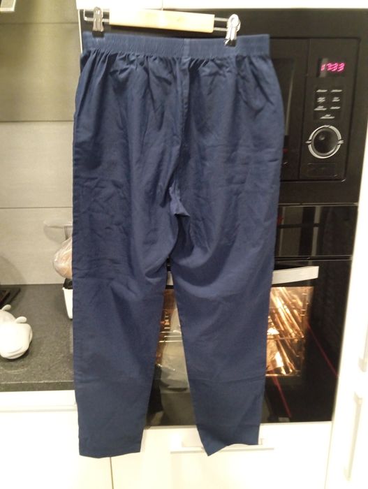 Spodnie granatowe na gumie z zamkami tzw gnieciuchy