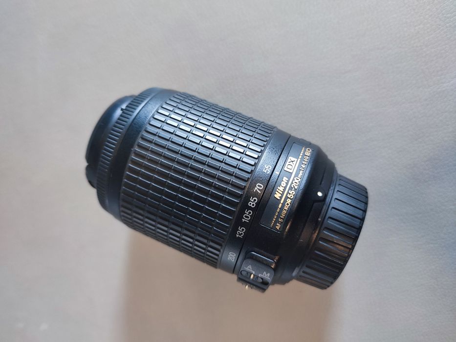 Продам об'єктив NIKKOR 55-200 mm