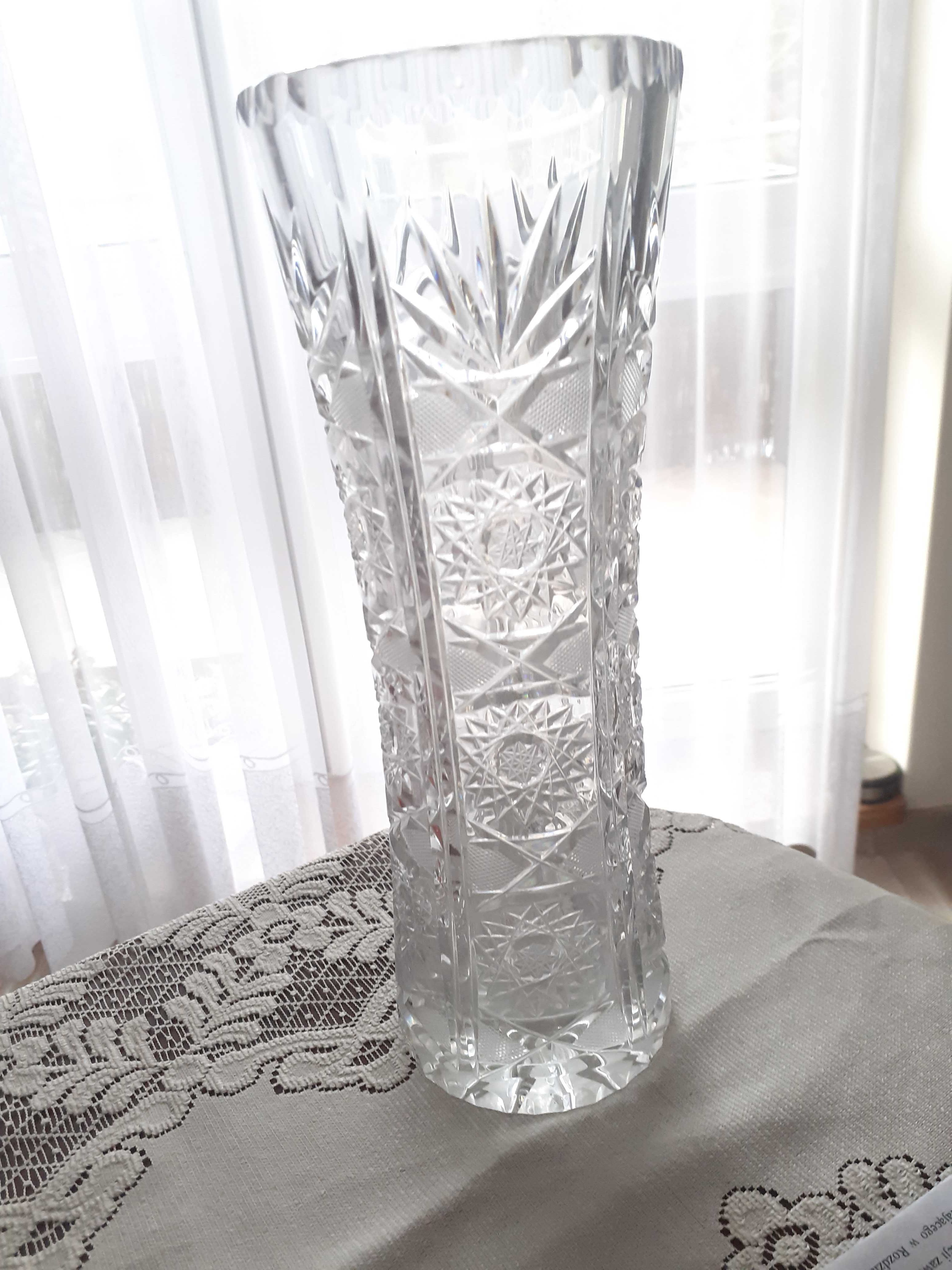 kryształowy wazon wysoki