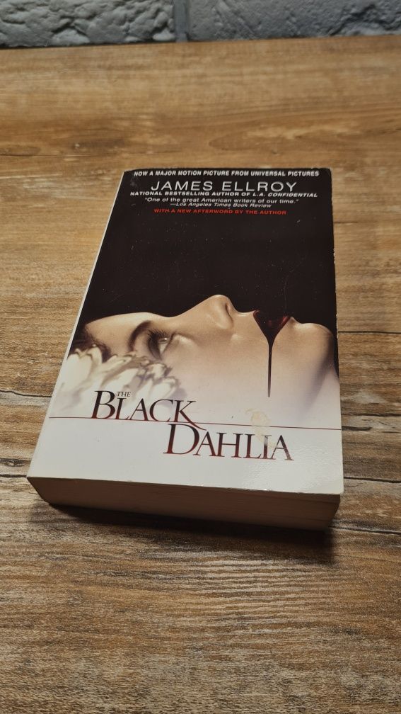 Książka po angielsku James Ellroy The Black Dahlia