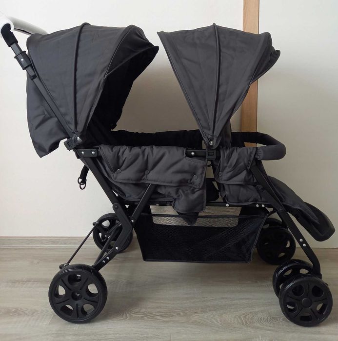 Wózek podwójny spacerowy Bebe Confort Teamy szary Graphite rok po roku