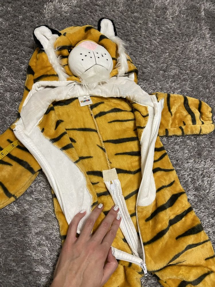 Новорічний костюм тигр