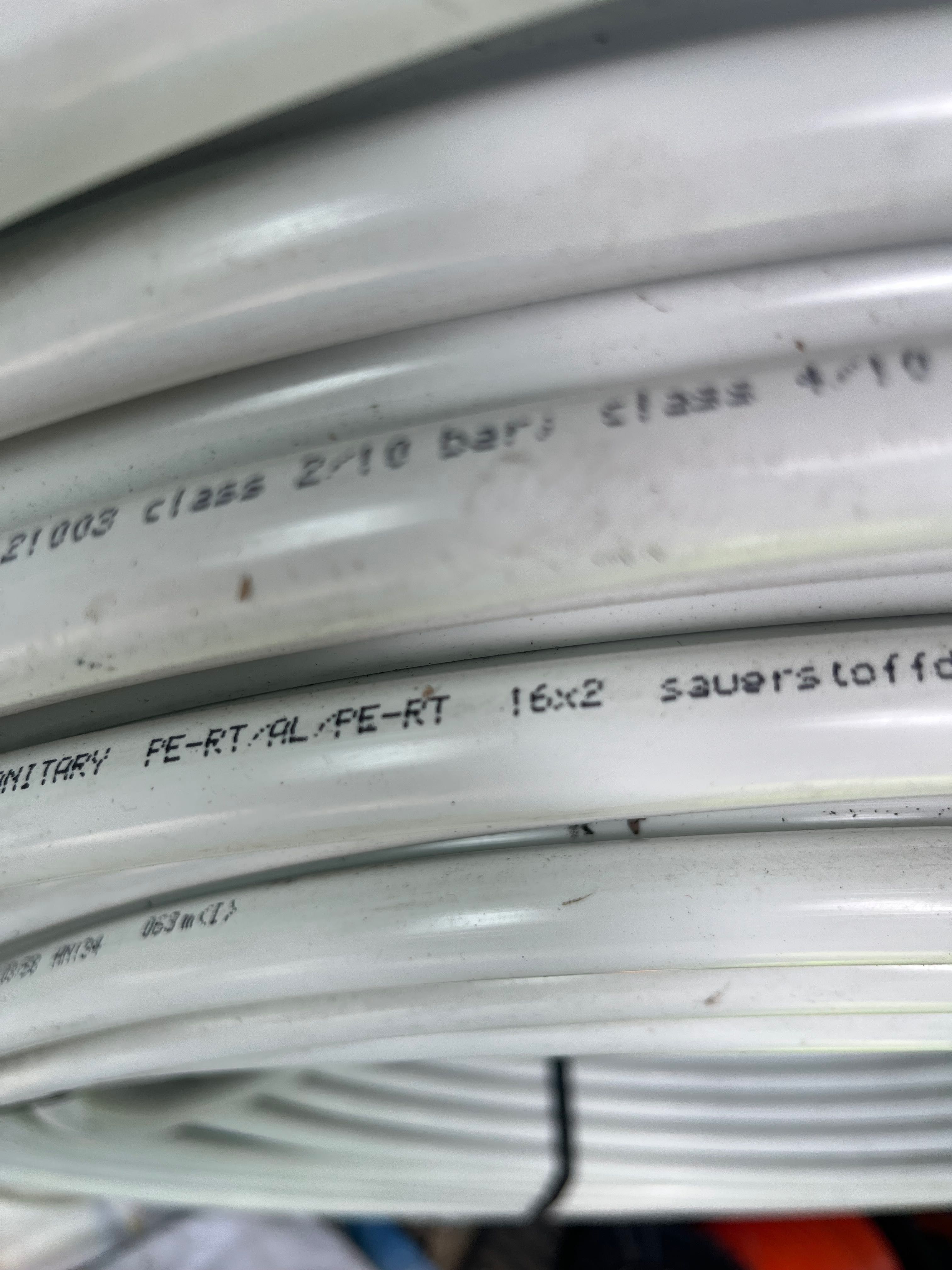 Rura pex 16x2. Comap 200 m
