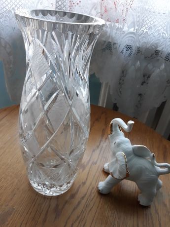 Piękny wazon kryształowy- 28,5 cm