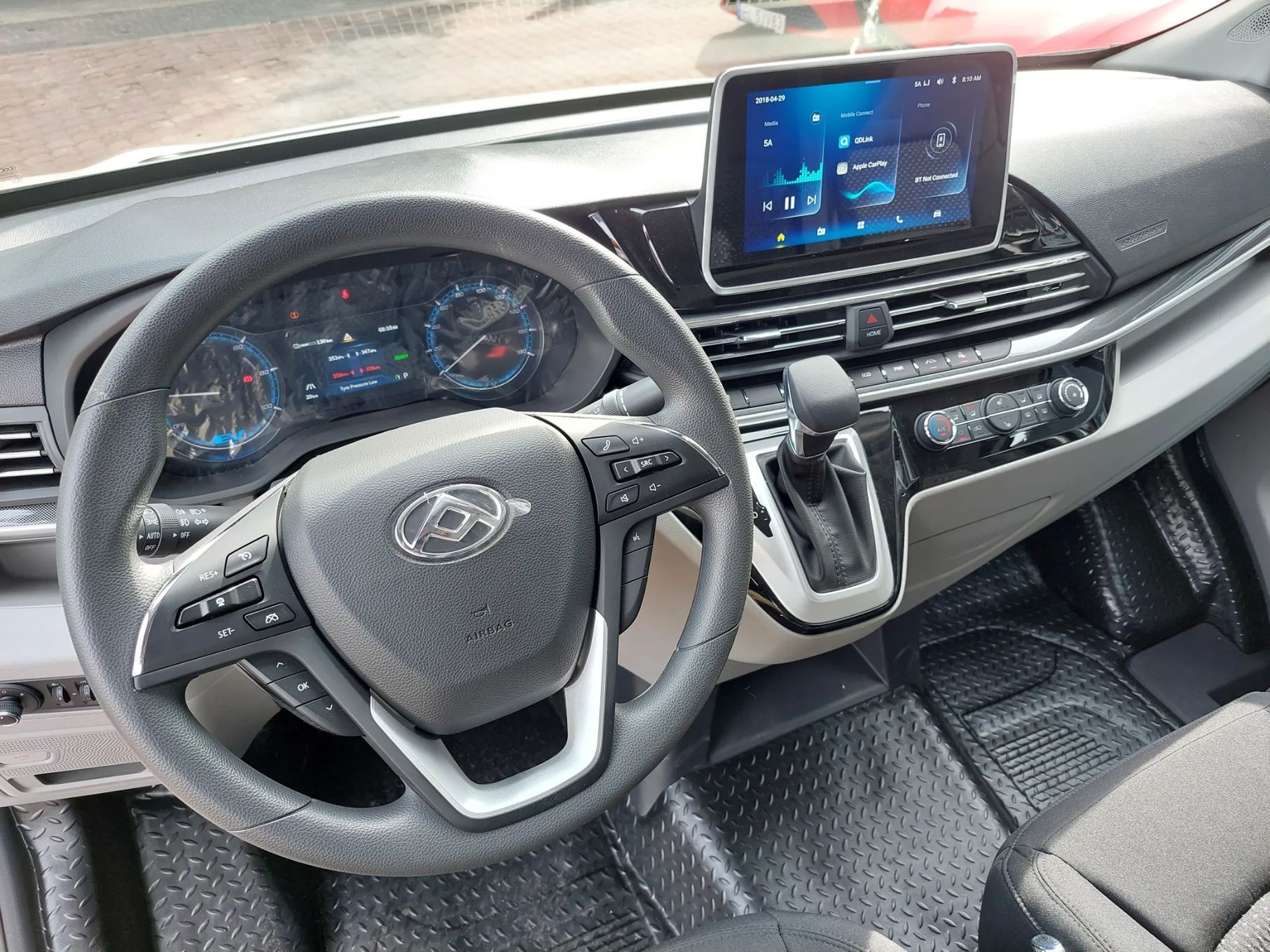 Maxus E-DELIVER 9  Przebieg tylko 230 km!