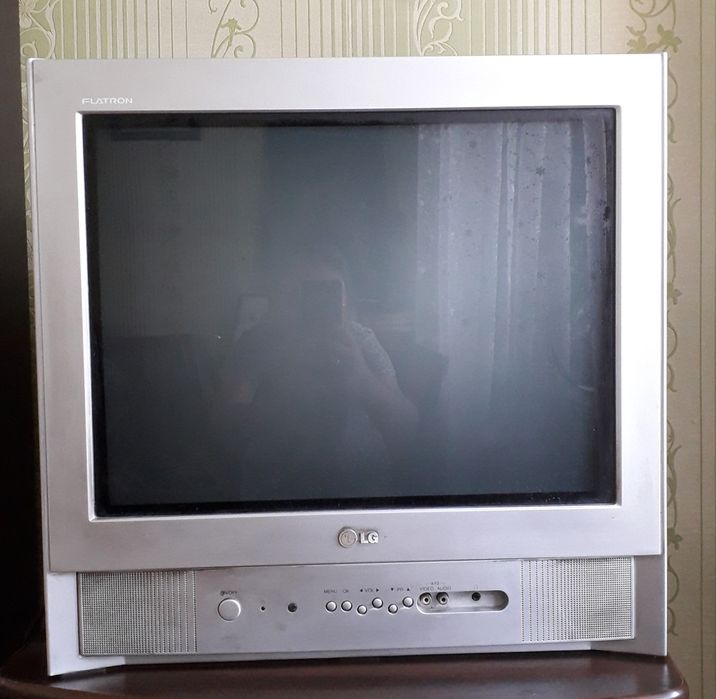 Телевізор LG Flatron