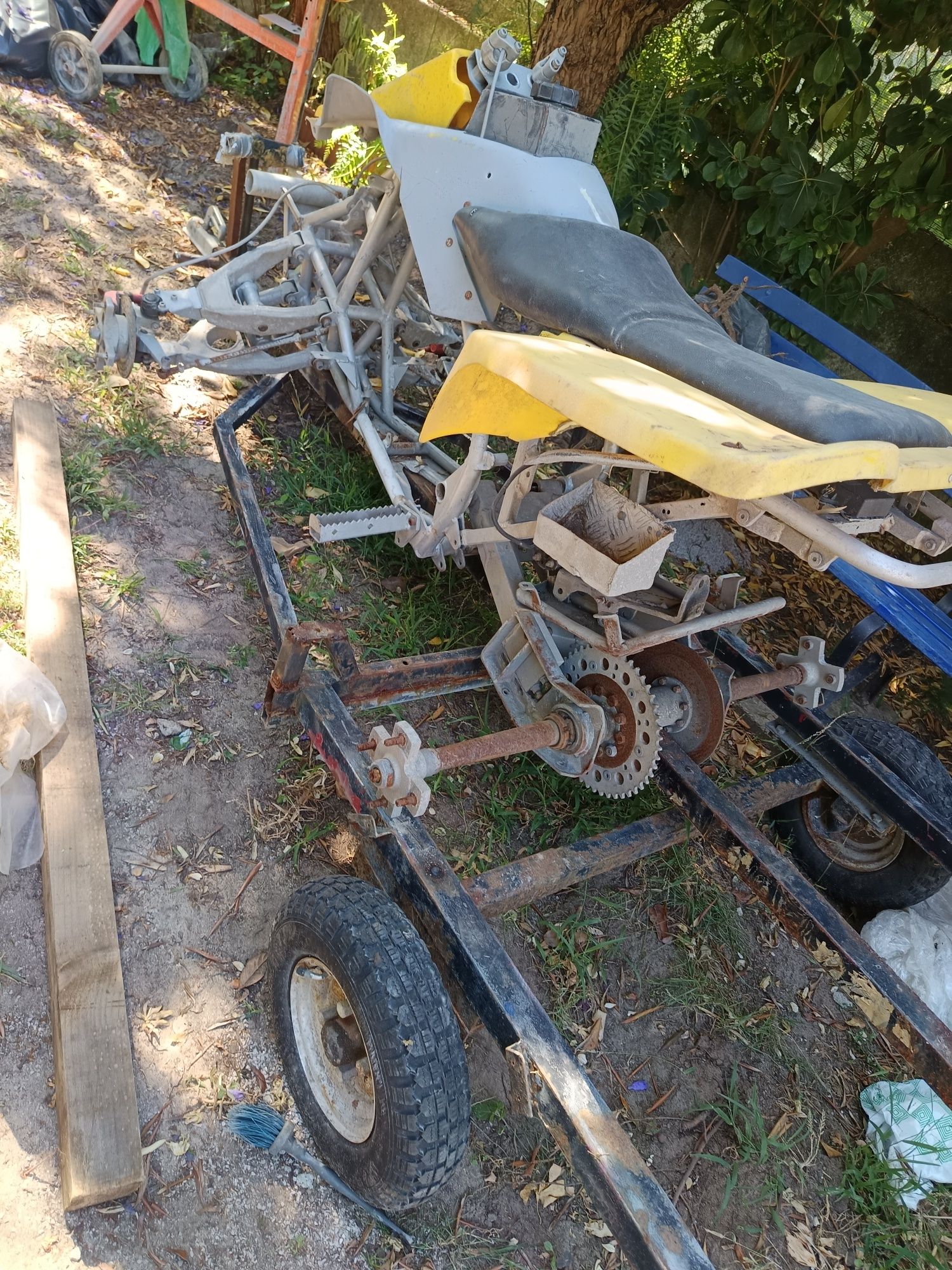 Montagem moto 4 quad exy