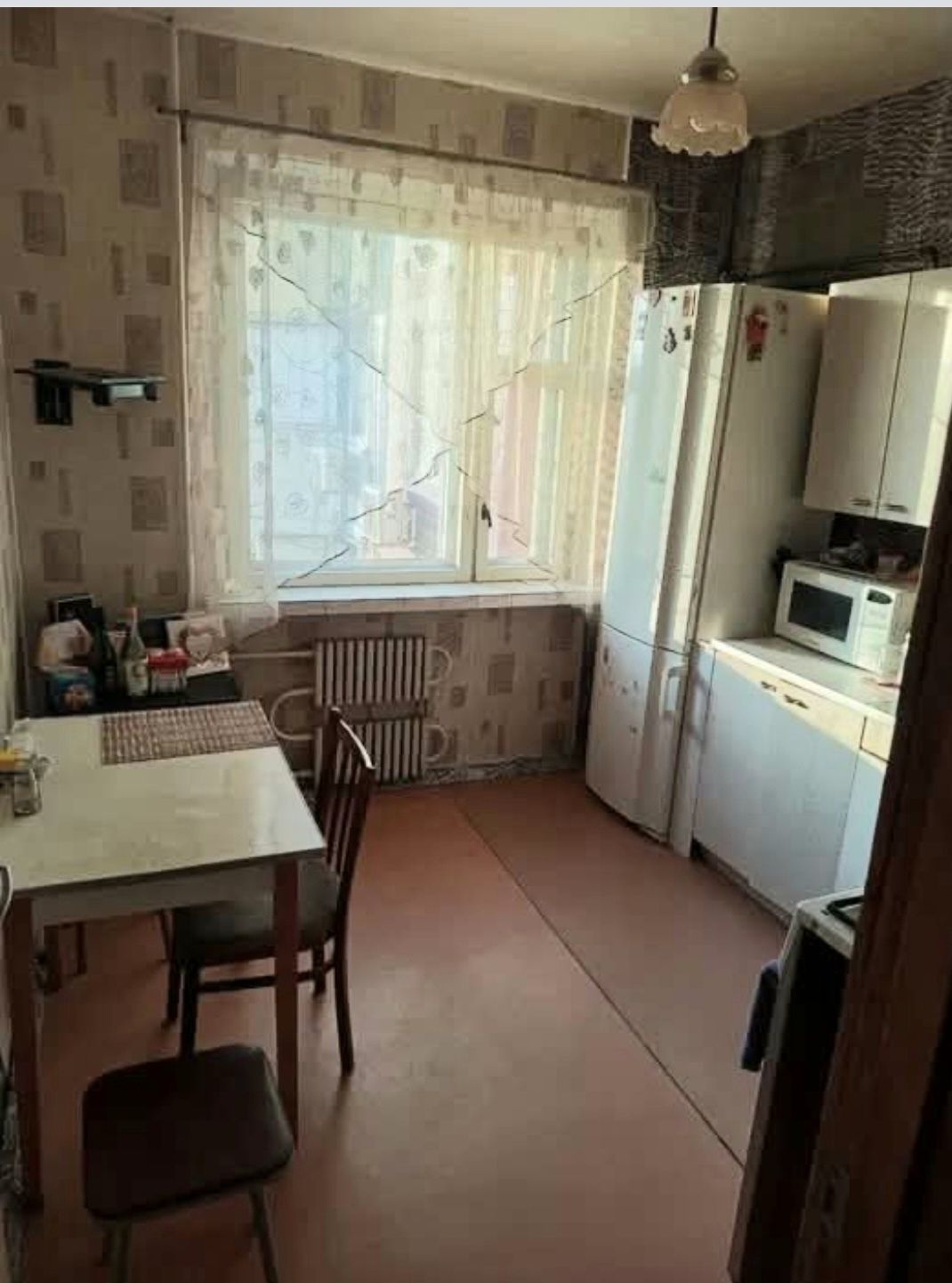 Сдам комнату девушке, ж/м Победа