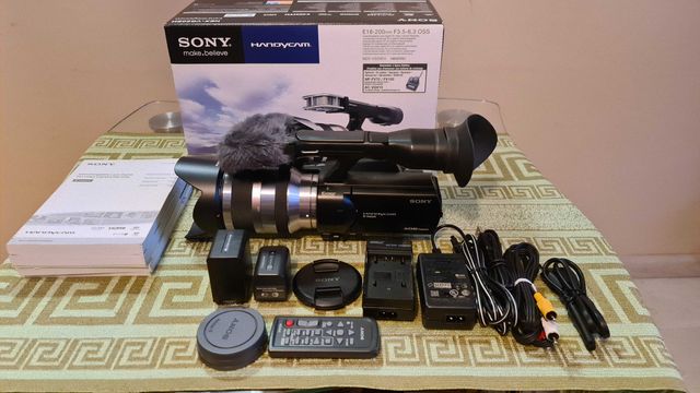 Kamera Sony NEX-VG20 EH