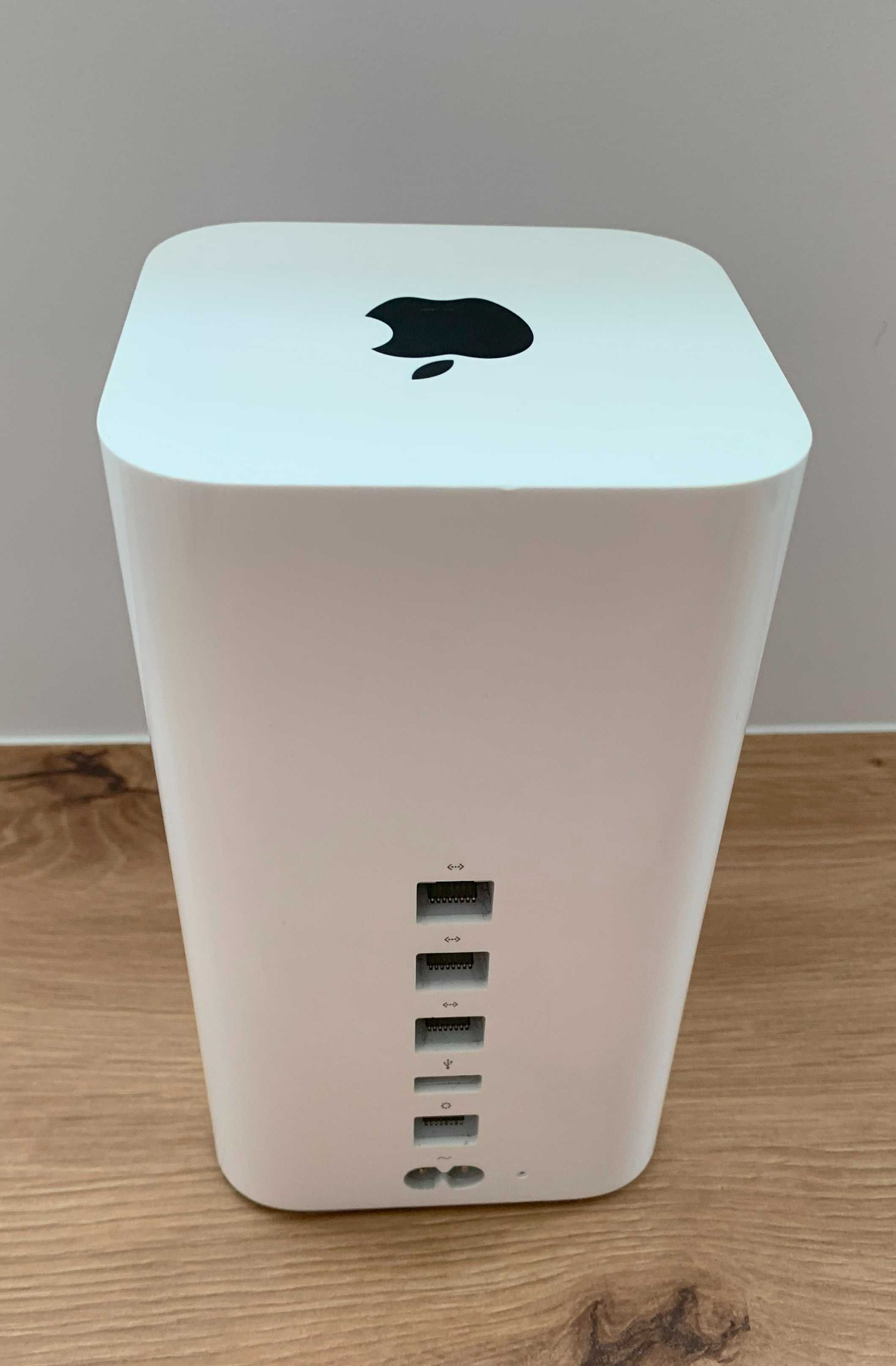 Apple AirPort Time Capsule 2TB (1300Mb/s a/b/g/n/ac) A1470