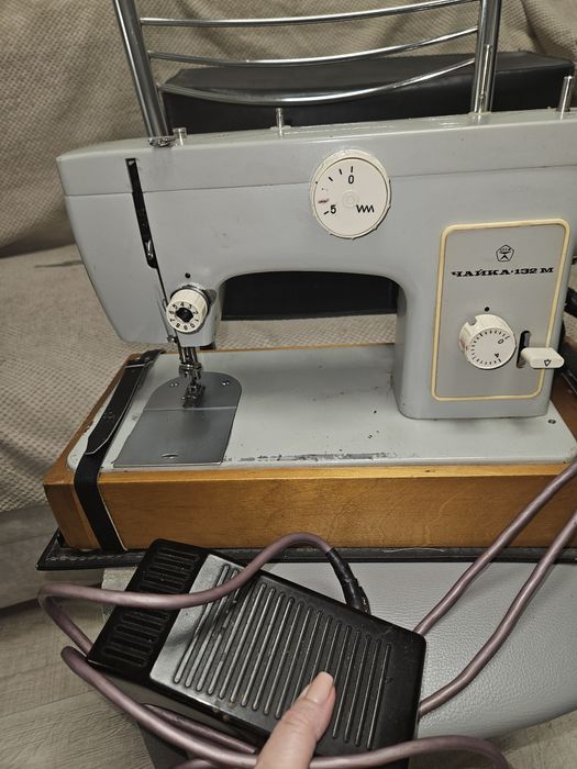 Швейна машина Чайка