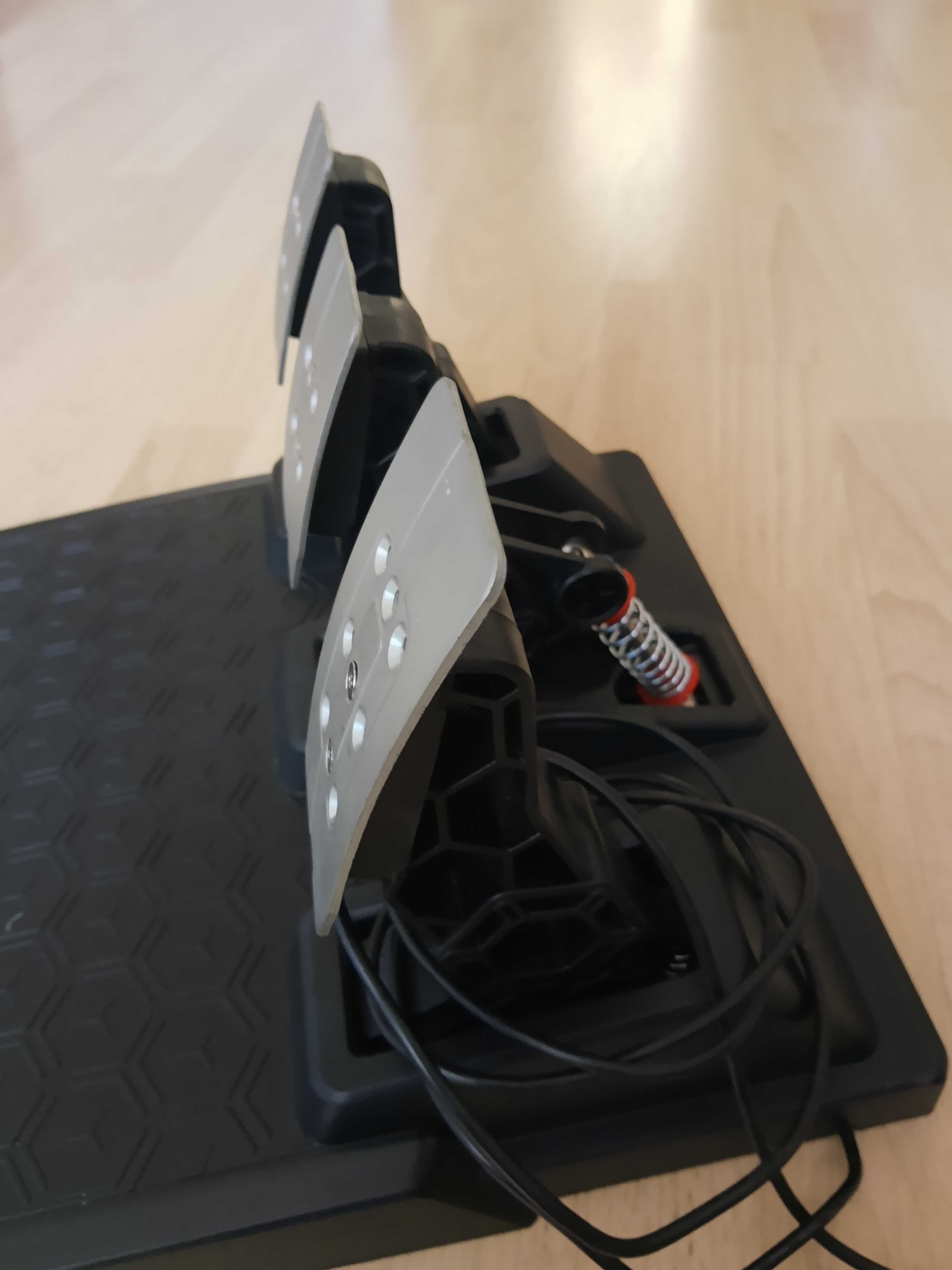 Thrustmaster Pedały T3PM