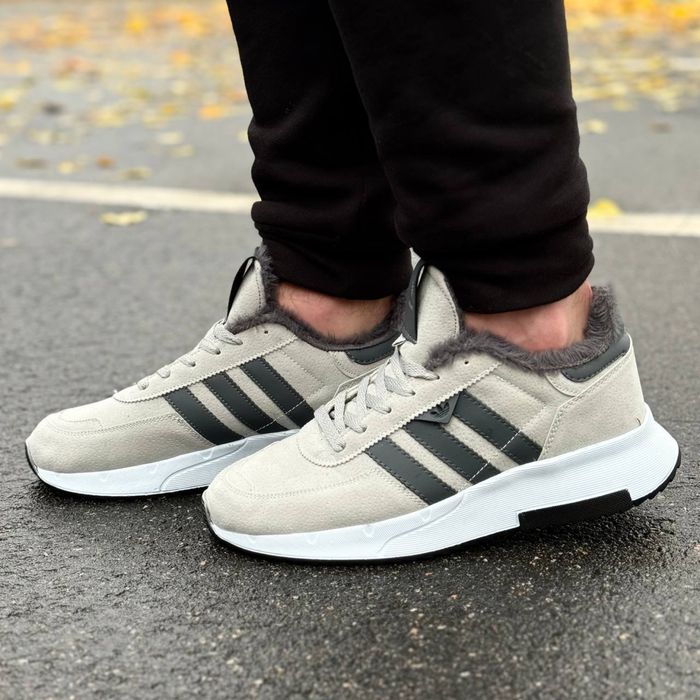 Чоловічі зимові кросівки Adidas на хутрі (розміри 40-41)